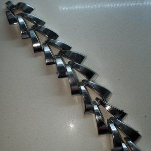 TRUE VINTAGE STAINLESS STEEL BRACELET